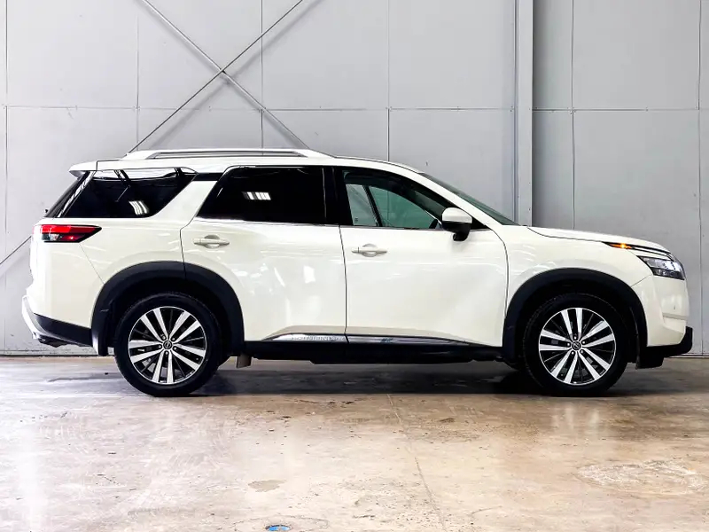 2022 Nissan Pathfinder63544435032195123