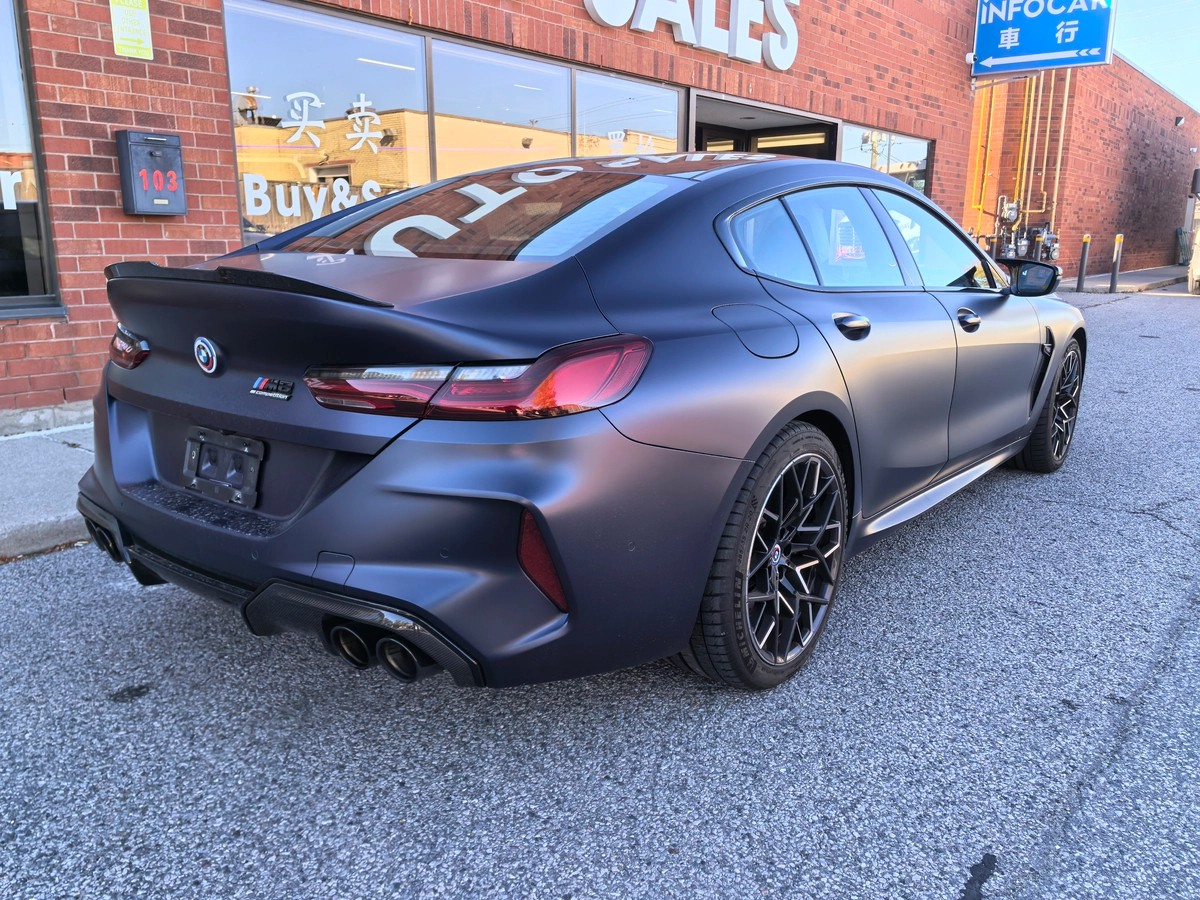 2023 BMW M8 Gran64135891857411121
