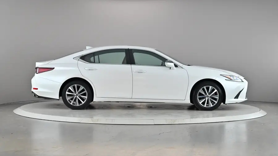 2020 Lexus ES64157208771073121