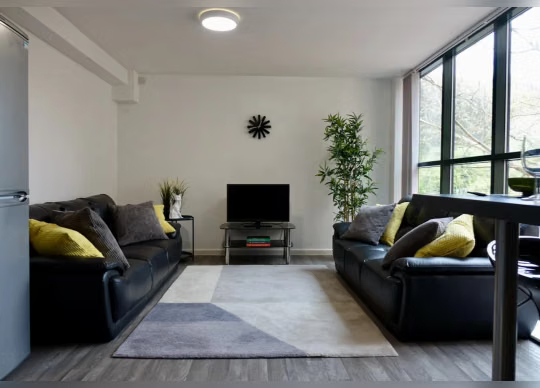 Carr Mills, Leeds64289496564866122
