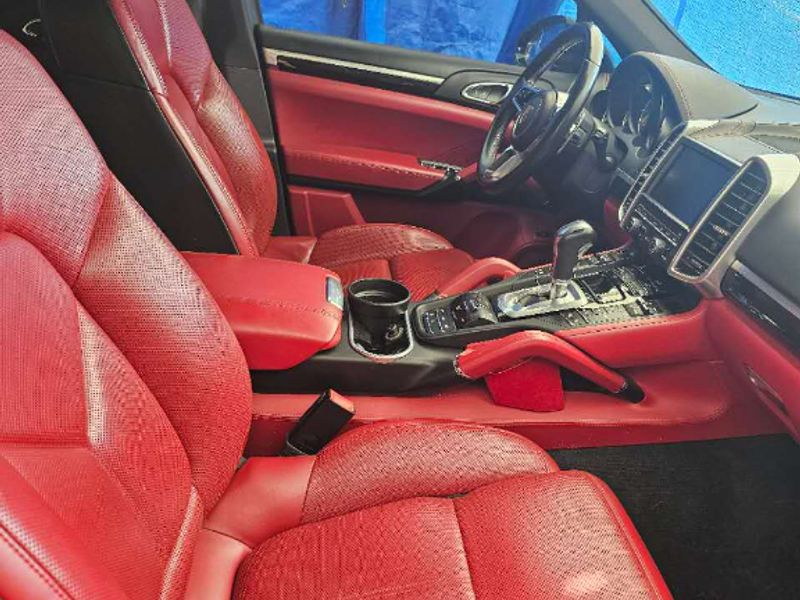2016 PORSCHE CAYENNE E-HYBRID63356124363905123