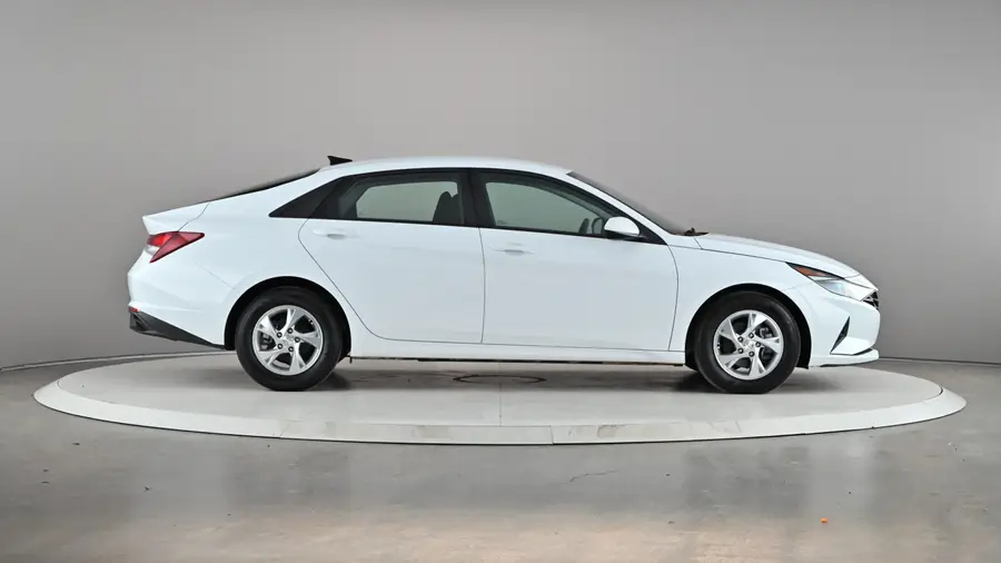2022 Hyundai Elantra63644869705603121
