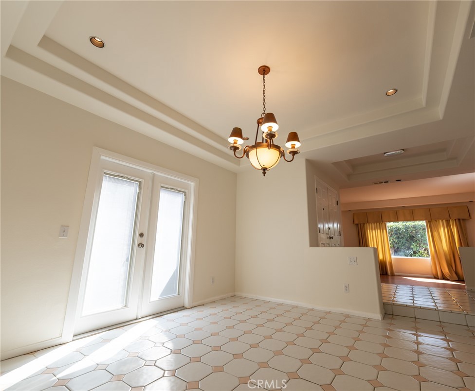 1015 S 10th Avenue Arcadia CA, 9100663868450166273122