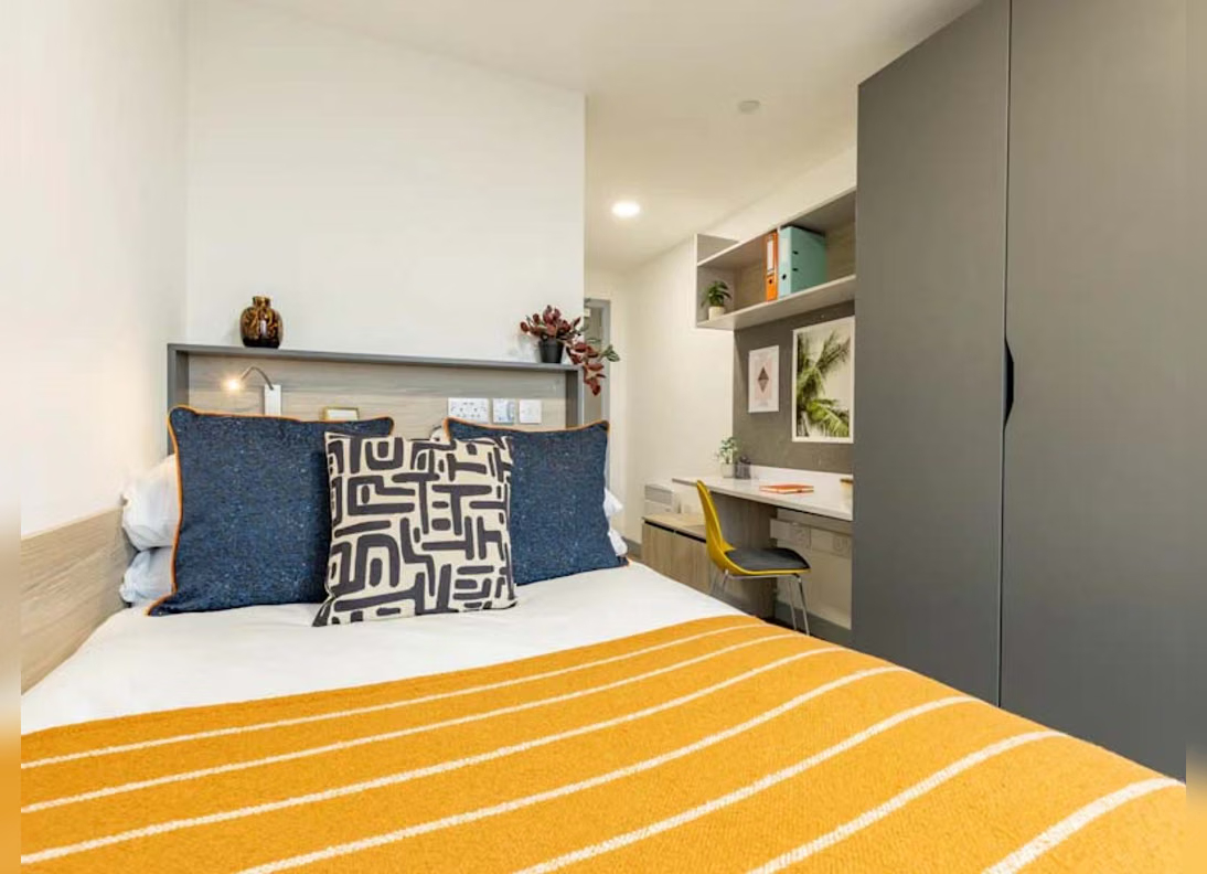 Onyx, Birmingham Classic Ensuite64285456997762124