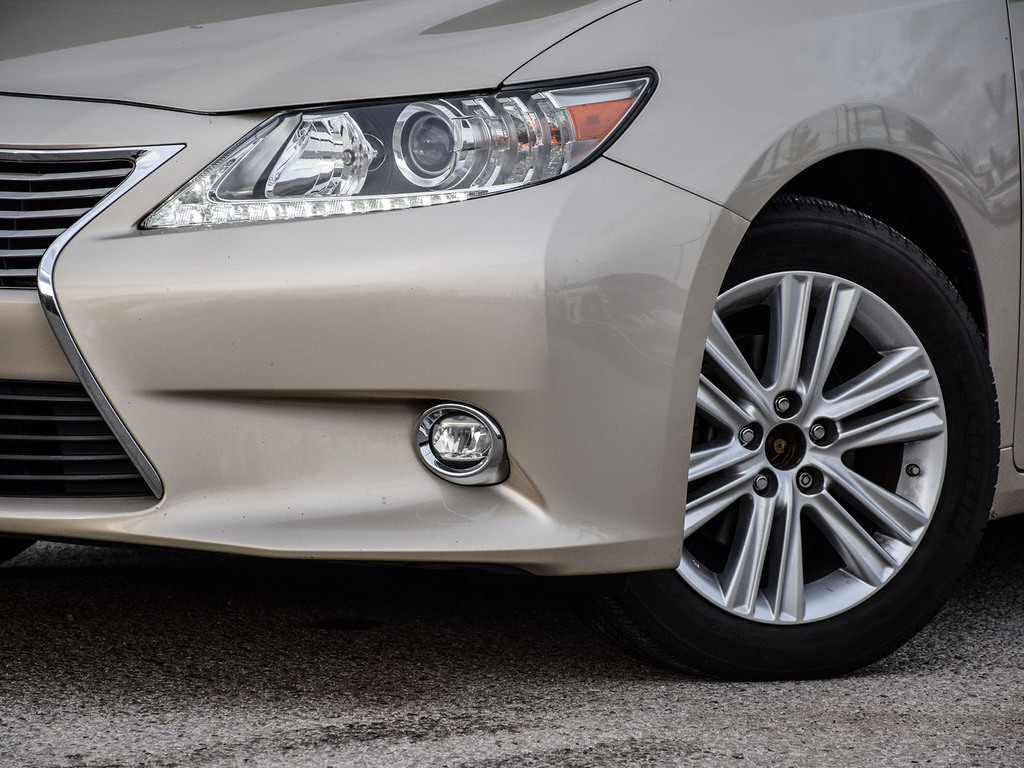 2014 Lexus ES 350 ES 350 / LEATHER AND N...64959790519682123