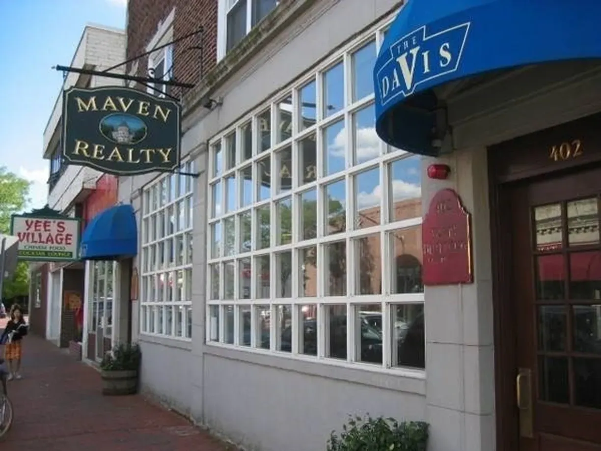 402 Highland Ave Somerville, MA 02143
