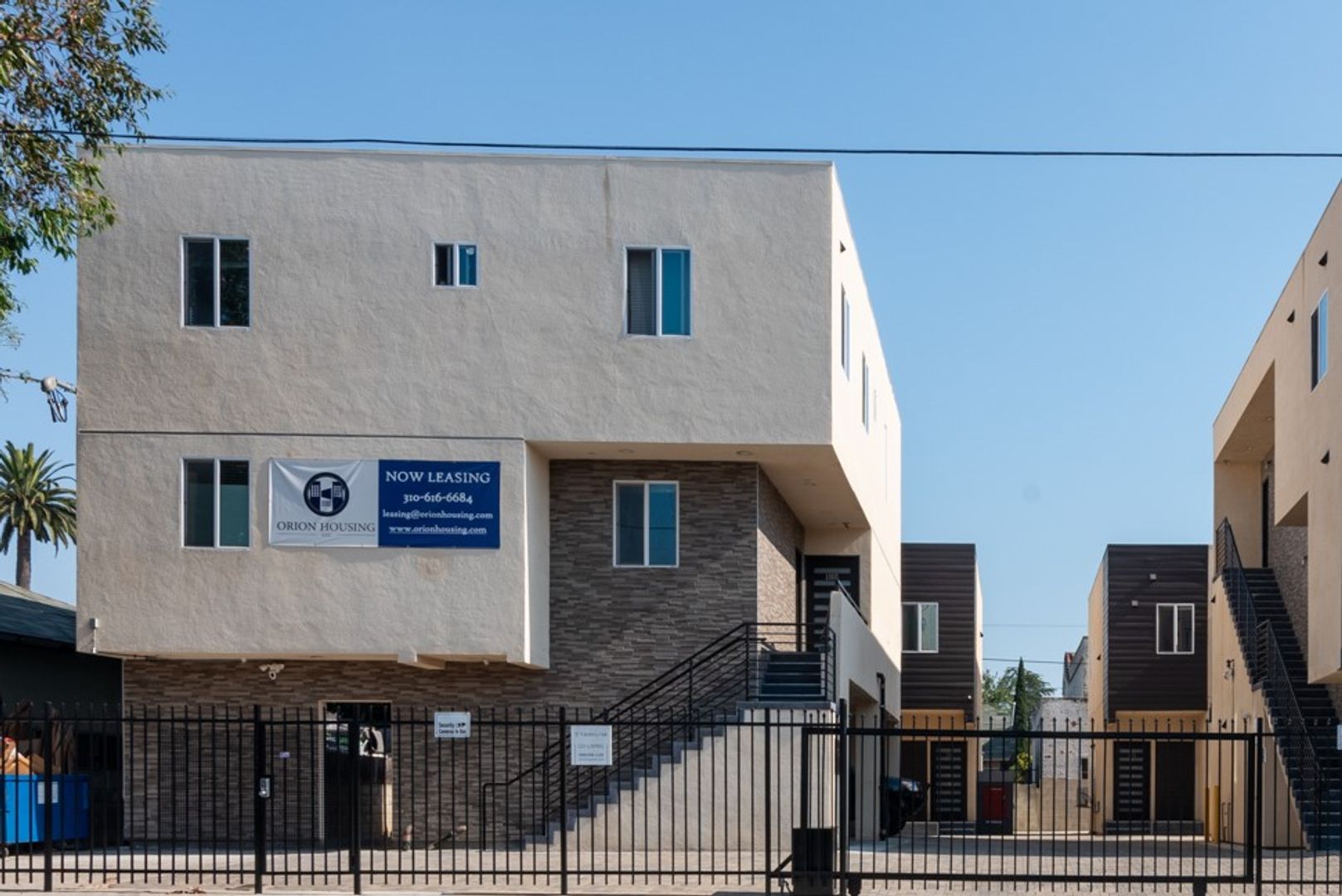 1178 1/2 W 24th St63621989360385122