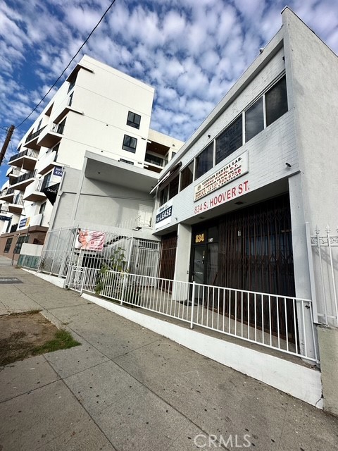 834 hoover Los Angeles CA, 9005764113002925699121