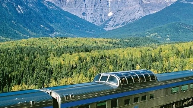 <2 Days> [Calgary Round-trip | Stay Inside the Park · Forest Retreat] Summer Rocky Mountains Short Trip | 2 Parks 3 Lakes: Banff + Yoho National Parks, Lake Louise + Moraine Lake + Emerald Lake, View Famous Fairmont Banff Springs Hotel + Johnston Canyon, Includes National Park Entrance Fee + Calgary Airport Transfer64118880551553122