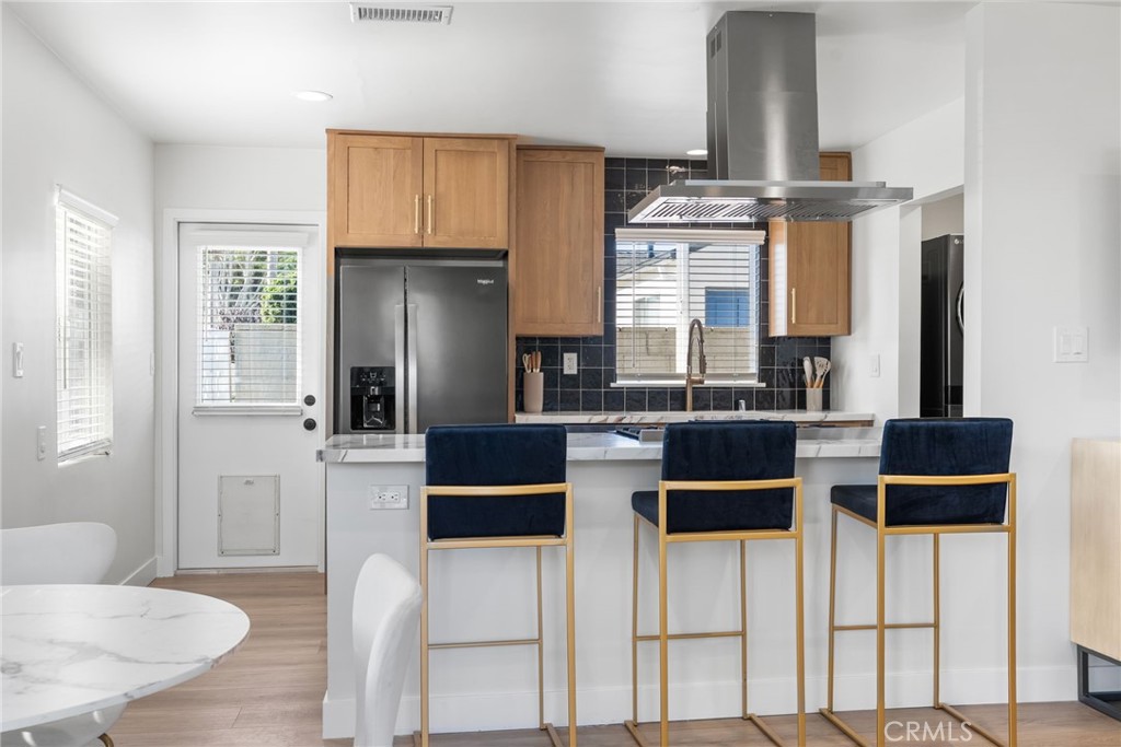 1953 Federal Avenue Costa Mesa CA, 9262763669618347521122