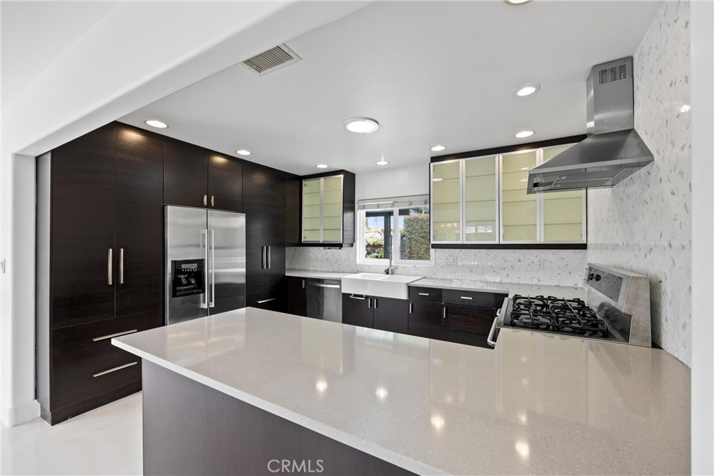 2100 Federal Costa Mesa CA, 9262764111960954883123