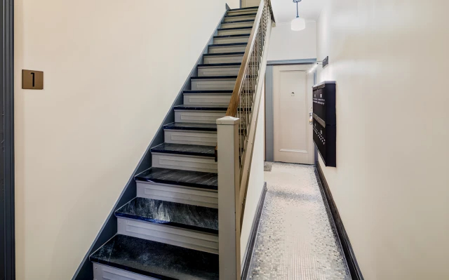 82 Jane Street63659584872963122