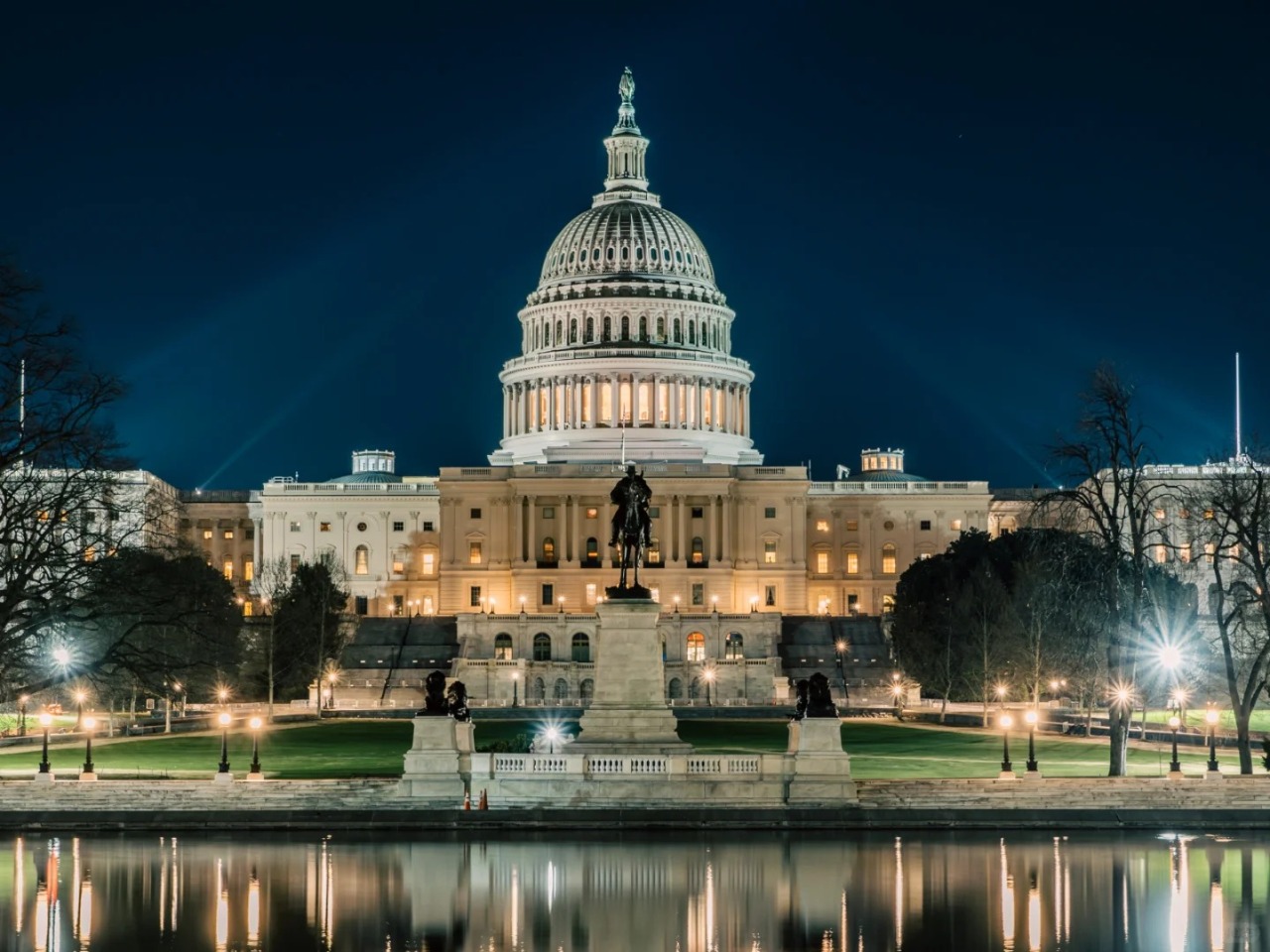 <1 Day> [Small Group of 2-14 People | Trace Historical Sites] Washington D.C. One-Day Tour: Interior Visit to Capitol Building + Lincoln Memorial + Mysterious White House + Pentagon64118995095298122