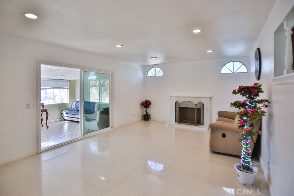 17475 Santa Lucia Street, Fountain Valley CA, 9270864089243516546121