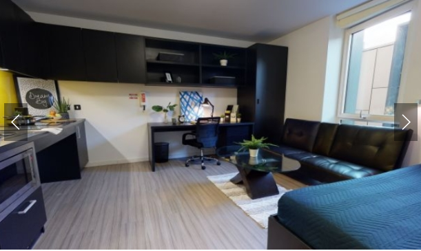 Hammersmith64299602701571121