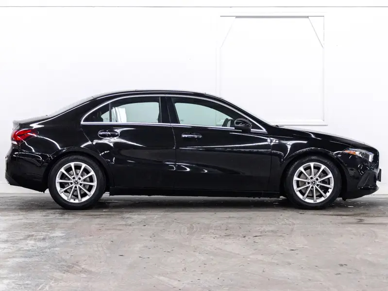 2021 Mercedes-Benz A-Class64275684330627122