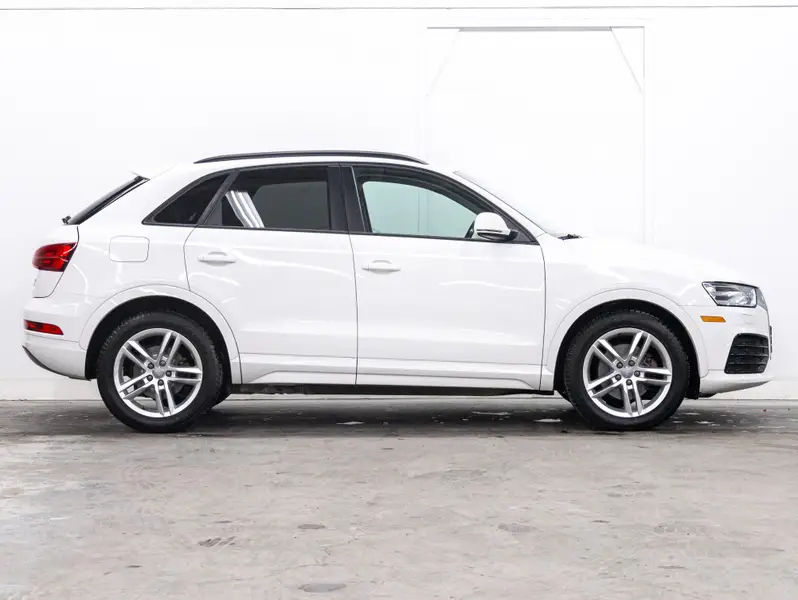2018 Audi Q364651532609666122