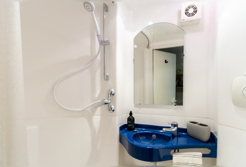 Canalside, Birmingham Silver Ensuite64286908786177123