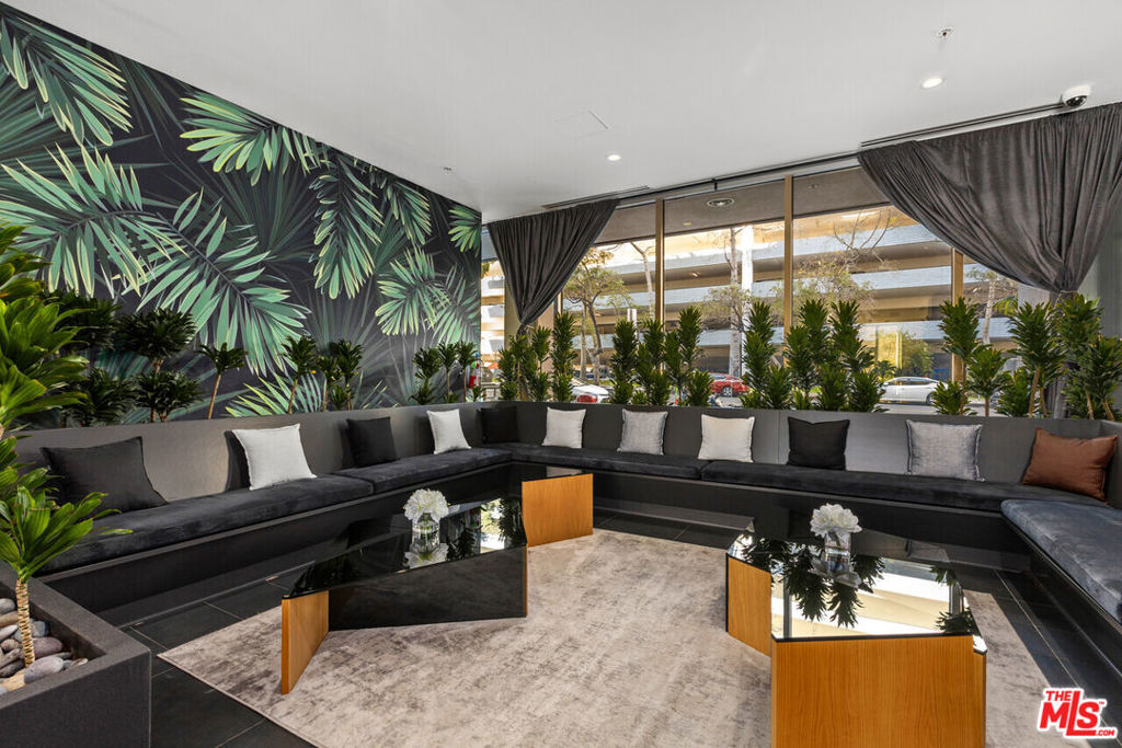 3460 W 7th Street 1411 Los Angeles CA, 9000564111368256002120