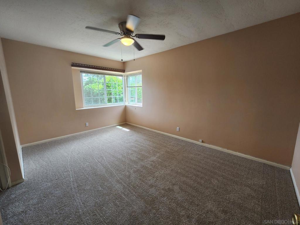 1972 Buena Creek Rd Vista CA, 9208463770261953411121