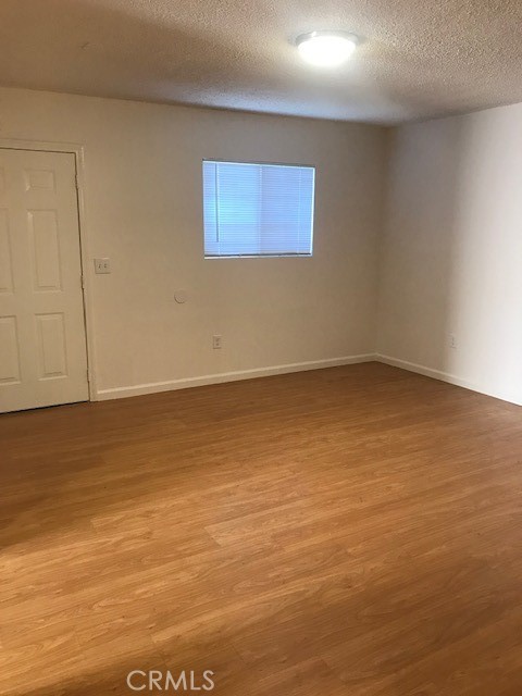 524 W 81st Street W Los Angeles CA, 9004764123492251394120