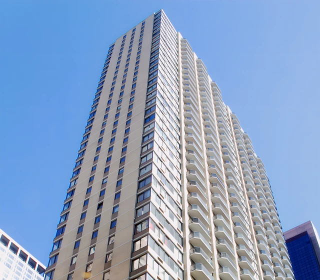 The Ritz Plaza63448607745667121