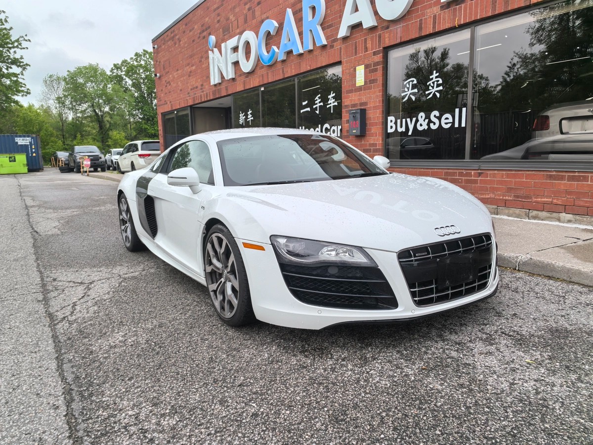 2010 Audi R8 5.2