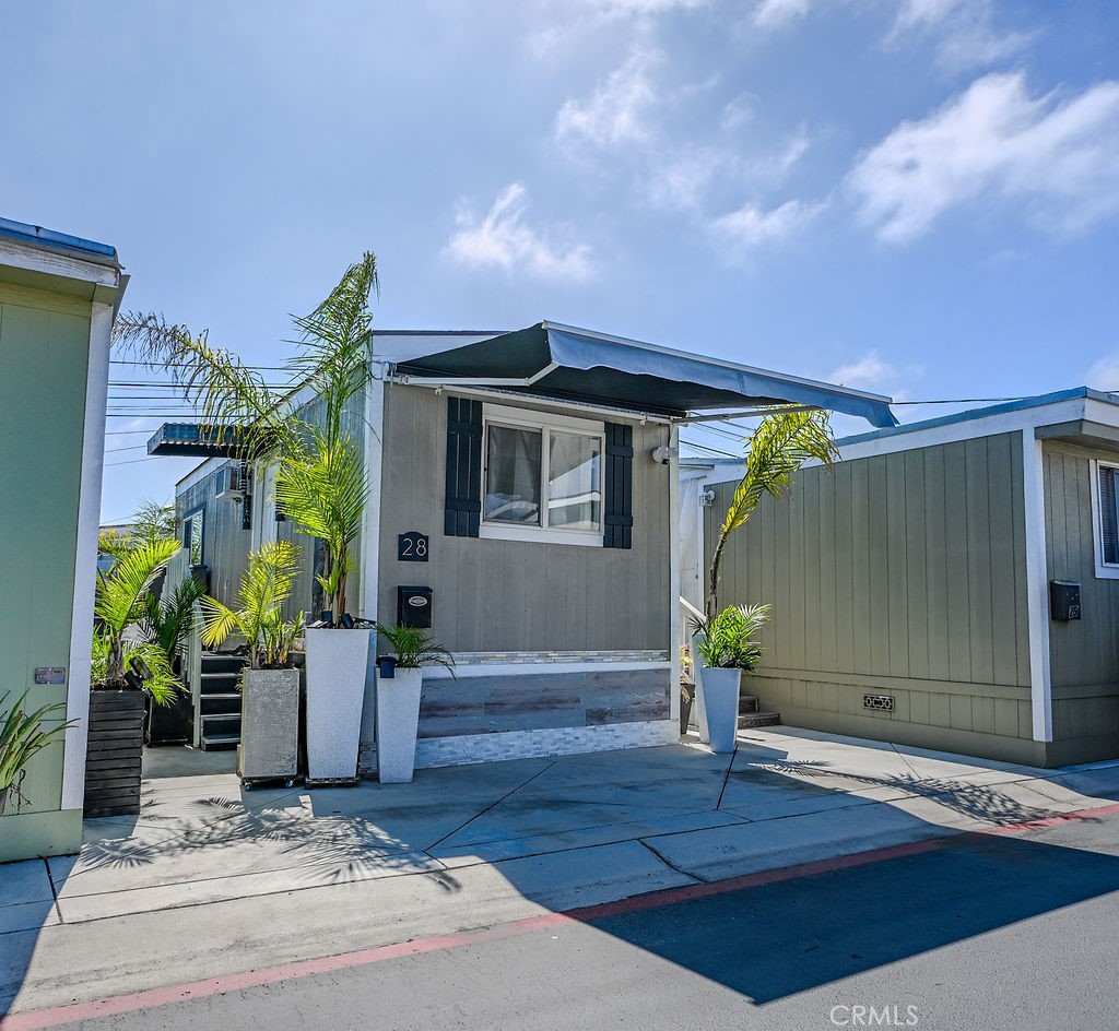 17024 S Western 28, Gardena CA, 9024763865203701763122