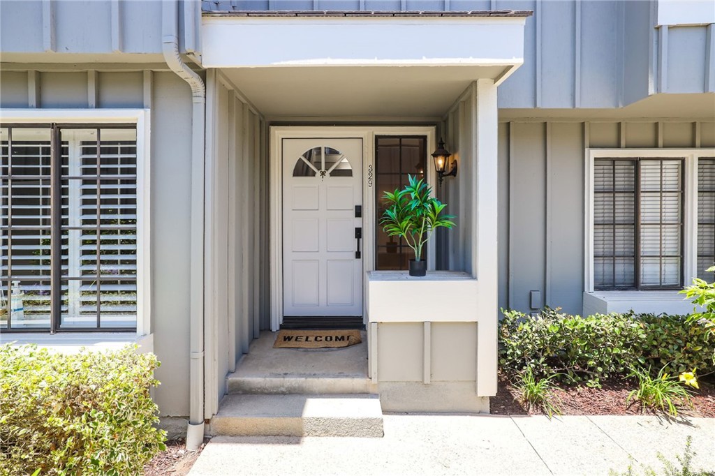 329 Regatta Way Seal Beach CA, 9074064091440724994120