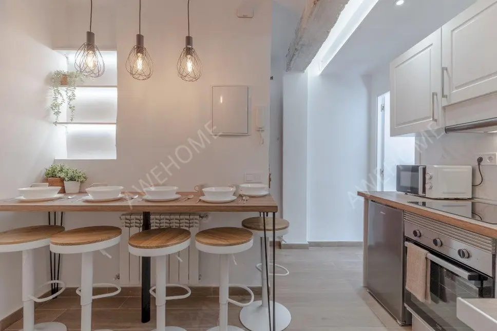 5 Bed 3 Bath