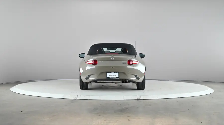 2023 Mazda MX-564300631709185124