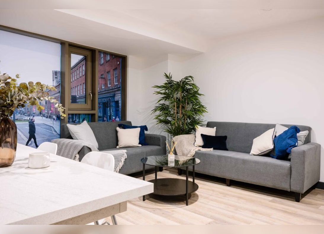 Leonardo, Leeds Platinum Plus Ensuite – Loft64297710532993124