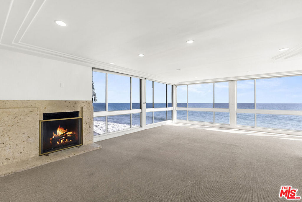 22548 Pacific Coast Highway 211 Malibu CA, 9026564113191615874120