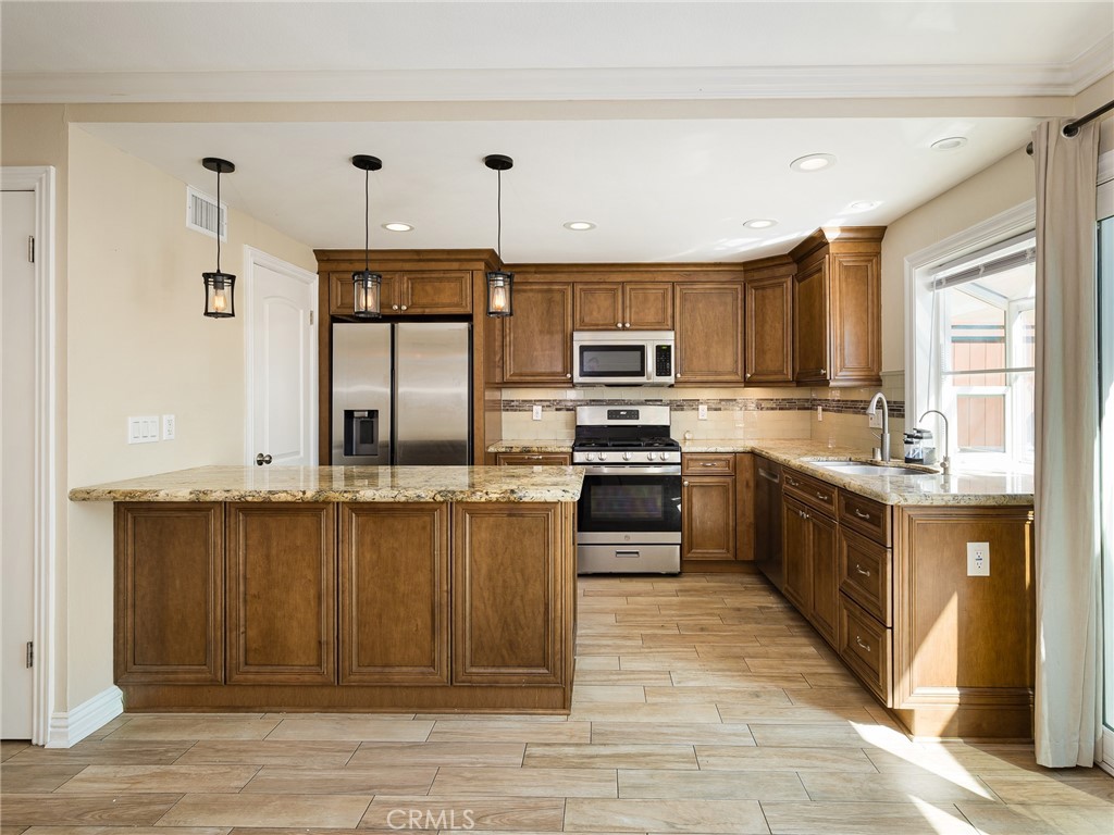 1625 Stonewood Court San Pedro CA, 9073264091376059265120