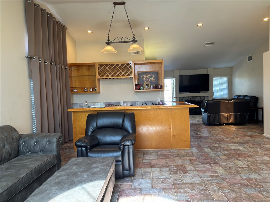 13001 August Circle Riverside CA, 9250364099926213377121