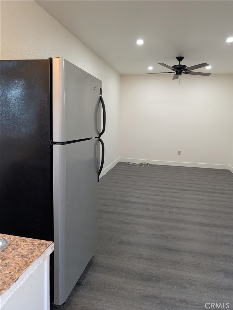 $1,900/month 11212 Grape Street Los Angeles CA, 9005964134458065665121