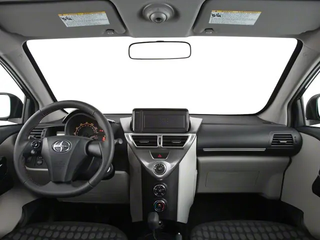 2012 Scion® iQ 3dr HB  •  88,040  kilómetros64112357381763124