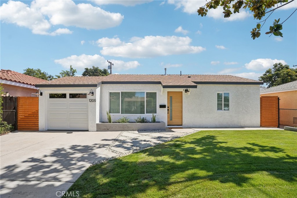 1205 English Street, Santa Ana CA, 9270363657202229635121