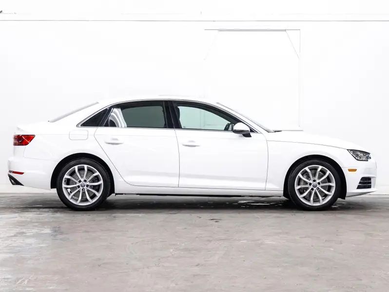 2017 Audi A464454692860930121