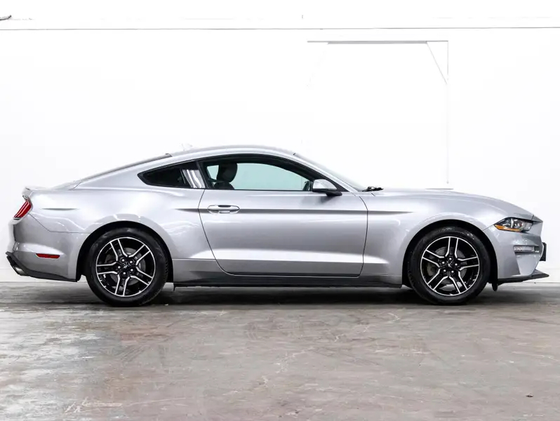 2021 Ford Mustang64519579723395121