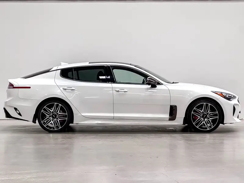 2022 Kia Stinger63524530119937121