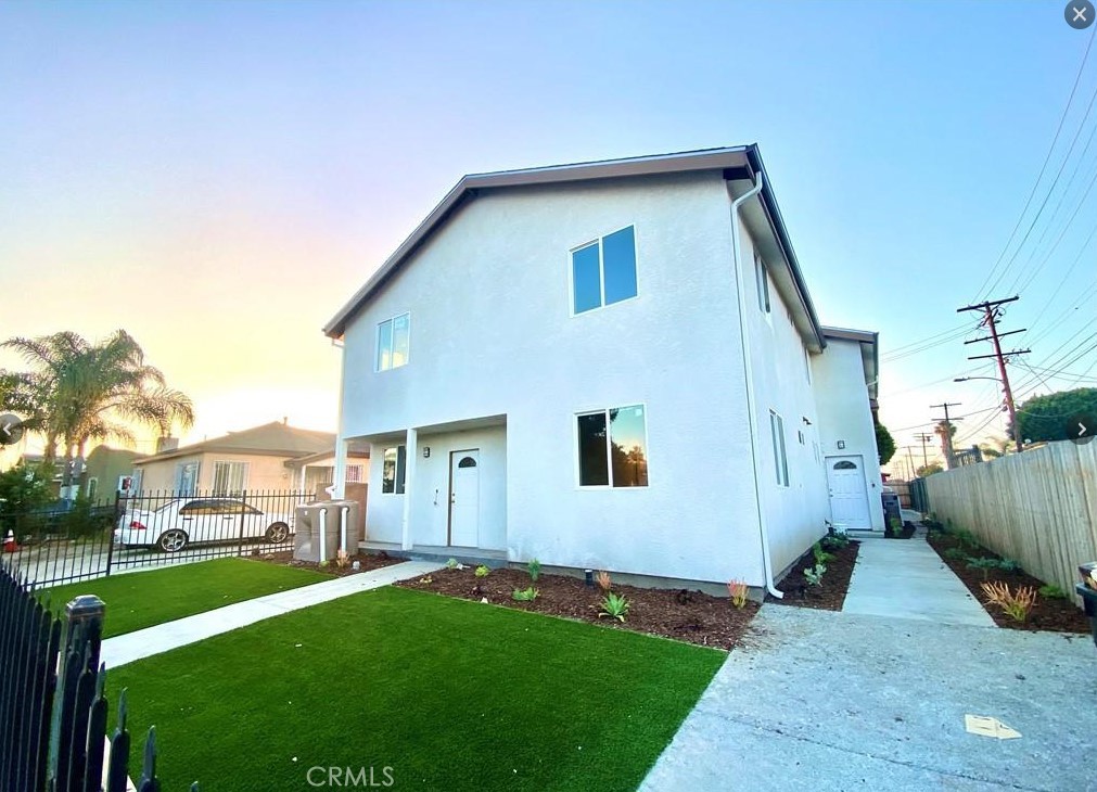 1019 E 84th Place Los Angeles CA, 9000164146187826178120