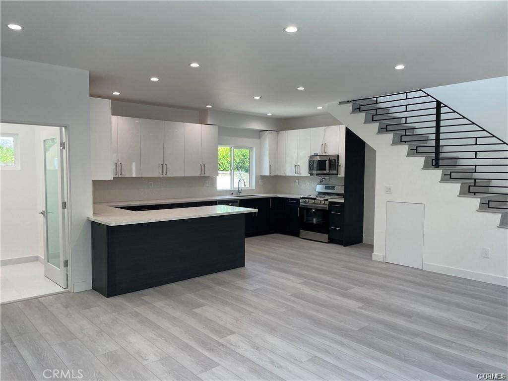 $3,300/month 18403 Devonshire Street Northridge CA, 9132564064480855042122