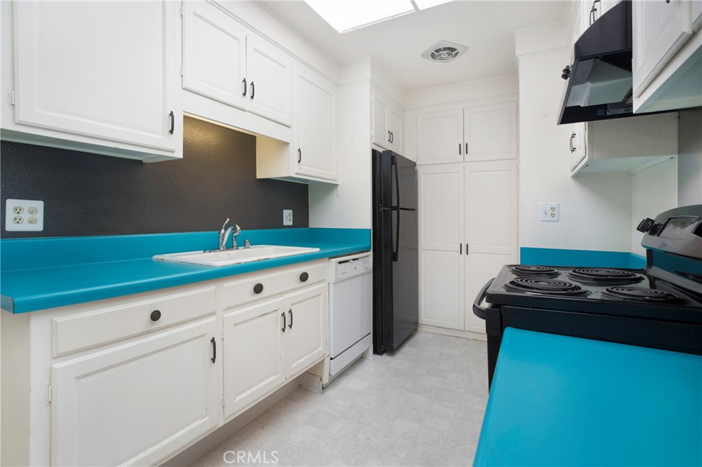 2083 Ronda Granada B Laguna Woods CA, 9263764124261773953122