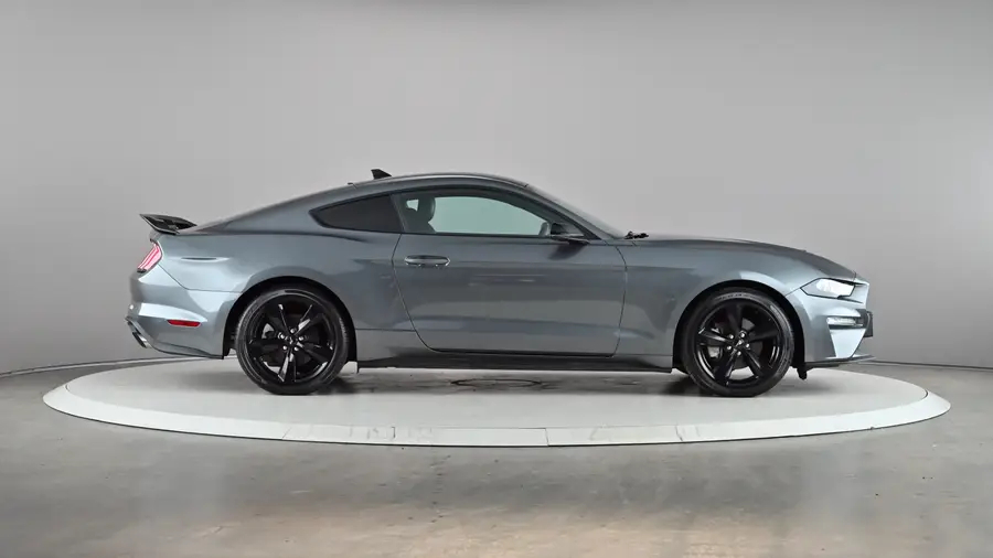 2022 Ford Mustang63823873306753124