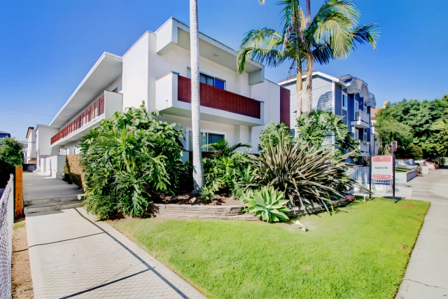 Sawtelle Avenue Apartments635810765761291210