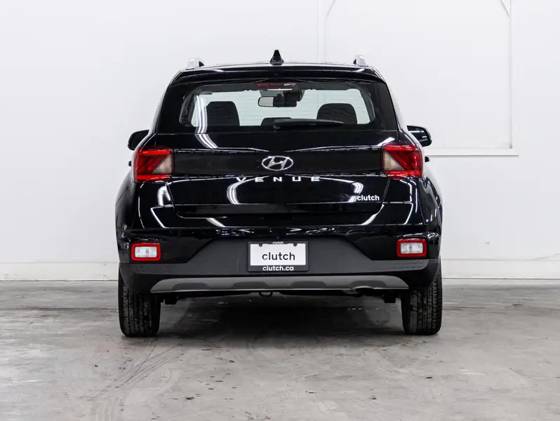 2022 Hyundai Venue64032680720257121