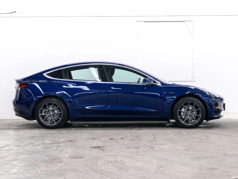 2018 Tesla Model 363824753451137123