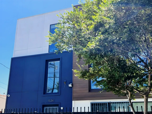 1534 W 35th St63624421289857121