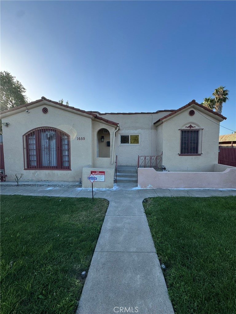 1655 N Garey Pomona CA, 9176764102583025923120